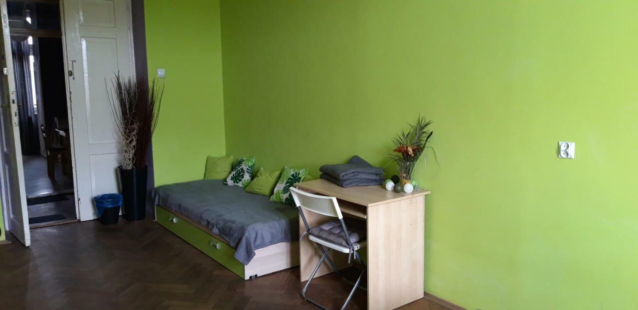 Hostel Centrum Sabot Krakow Dış mekan fotoğraf